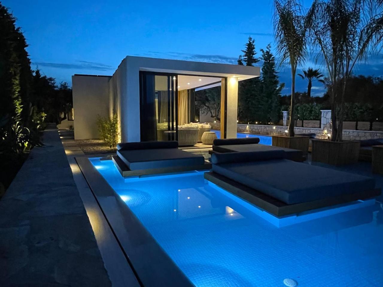 Polyxeni Villa Laganas